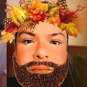 Meet your Posher, Cesar